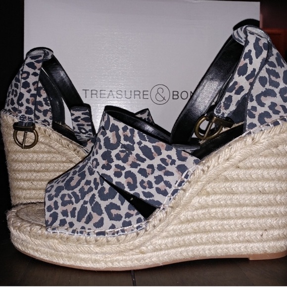 Treasure & Bond Shoes - Treasure & Bond Leopard Wedge Sandals